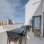 Seaview 4bd & Penthouse With Jacuzzi Апартаменты Слима