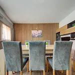 Apartment Seaview 4bd & Penthouse With Jacuzzi Sliema