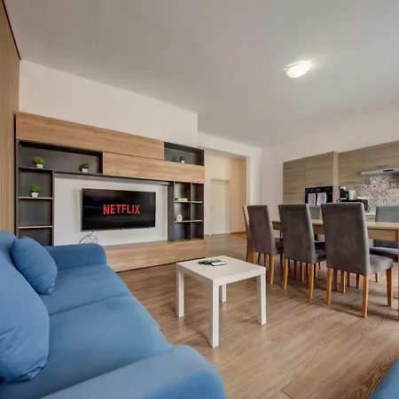 Seaview 4bd & Penthouse With Jacuzzi Sliema